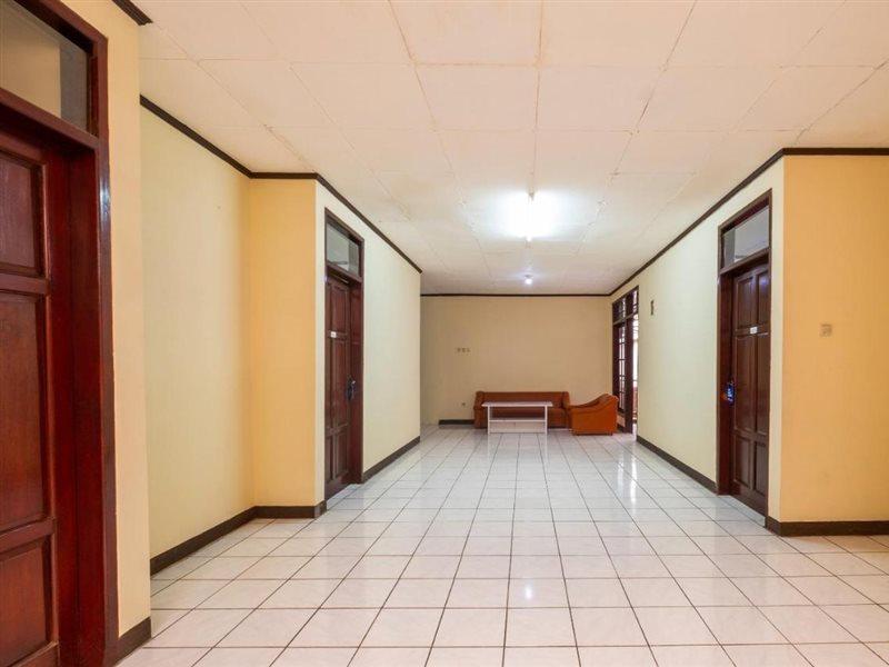 Super Oyo 2672 Bee M Syariah Hotel Bandung Exterior photo
